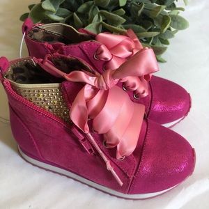 🎀Toddler Just Buds Pink High Top Sneaker